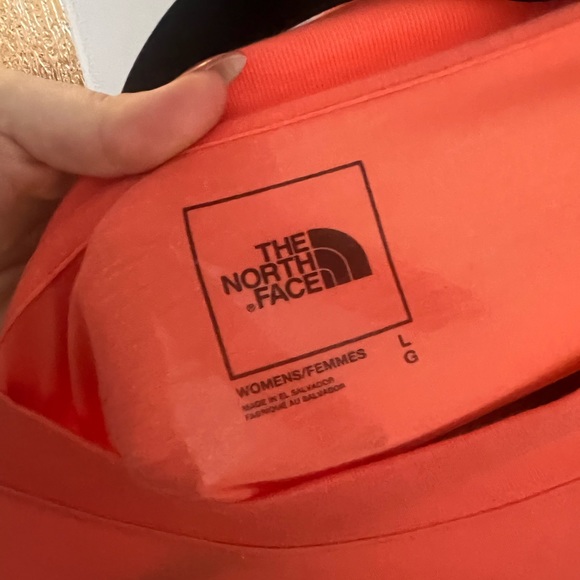 north face half dome crop graphic tee - Picture 2 of 3